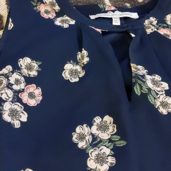 Floral Dress - Picture 3 of 4